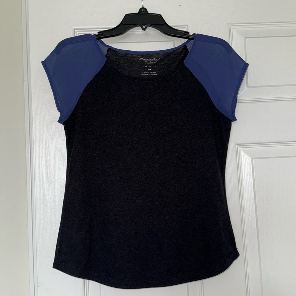 American Eagle Outfitters top